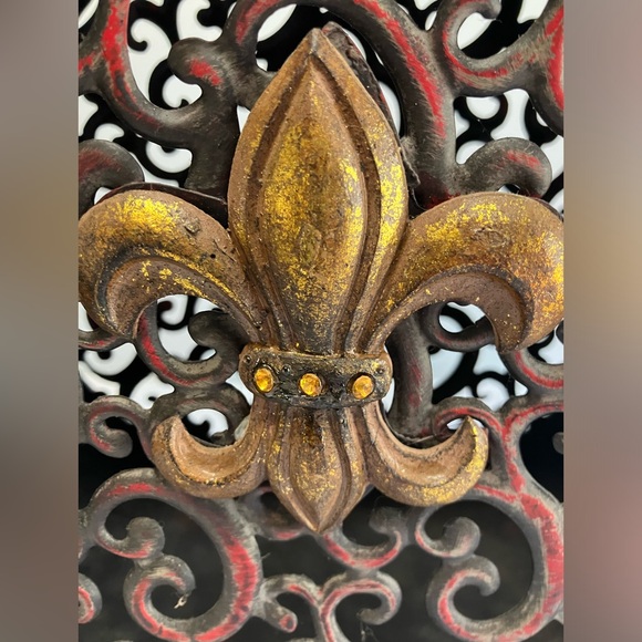 Ornate Brown and Gold Fleur-de-Lis Decorative Accent - Picture 4 of 10